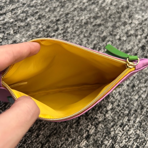 ✨5/$20✨ Ipsy August 2024 Makeup Bag Only - Picture 3 of 3